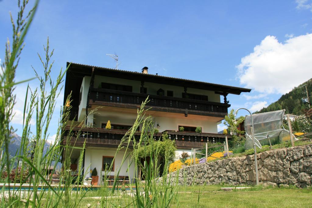 Zimmervermietung Groeberhof Schenna Exteriör bild